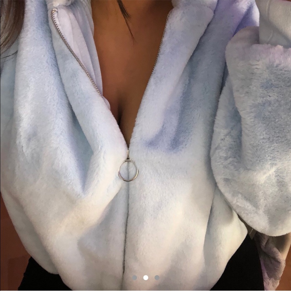 Y2K HOODIE BABY BLUE 🦋